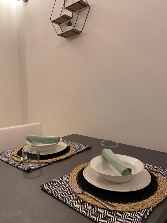 Civico 107 - Apartment With Private Parking 콰르투 산텔레나 외부 사진